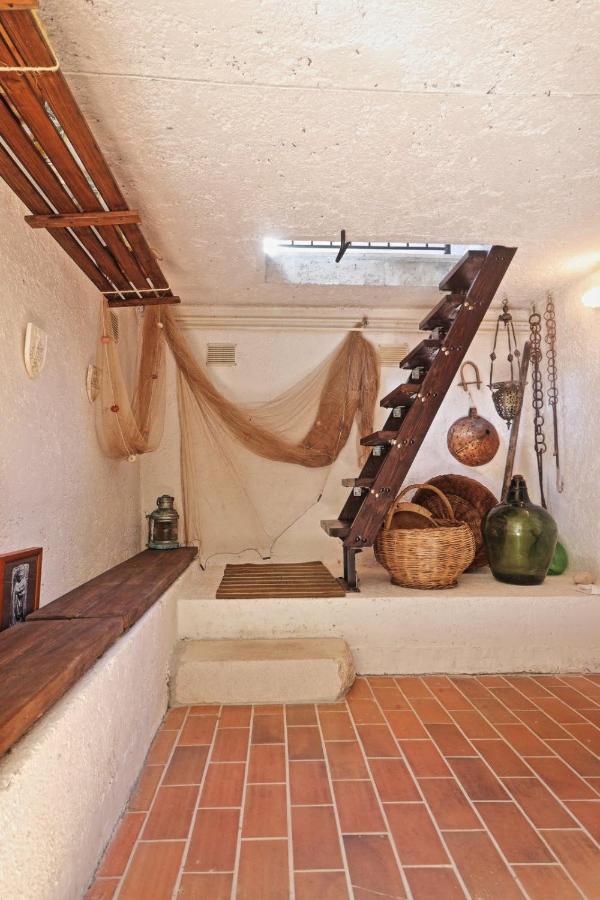 Two Olives Villa Vrbnik  Exterior photo