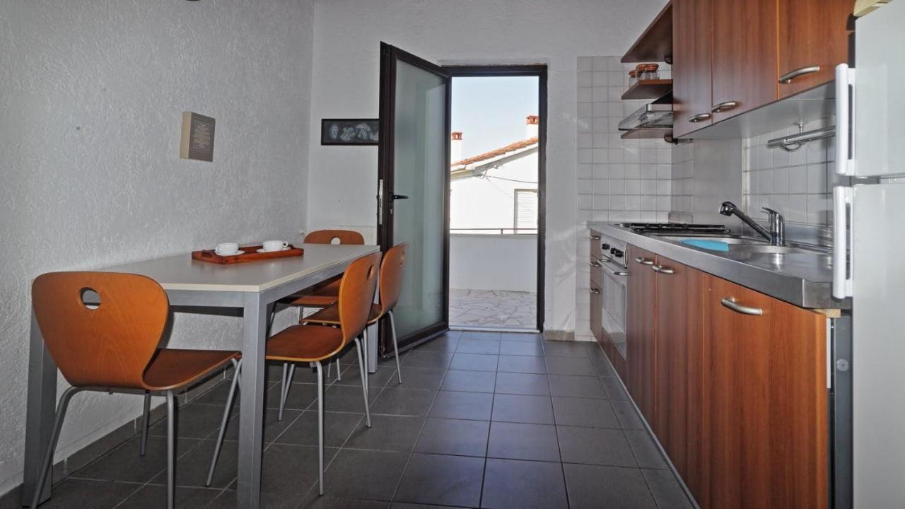 Two Olives Villa Vrbnik  Exterior photo